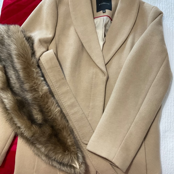 Talbots Wool Blend Tan Coat with Removable Faux Fur Collar Sz  14/16 - Picture 11 of 11
